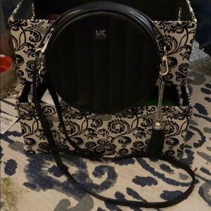 Michael Kors circle purse